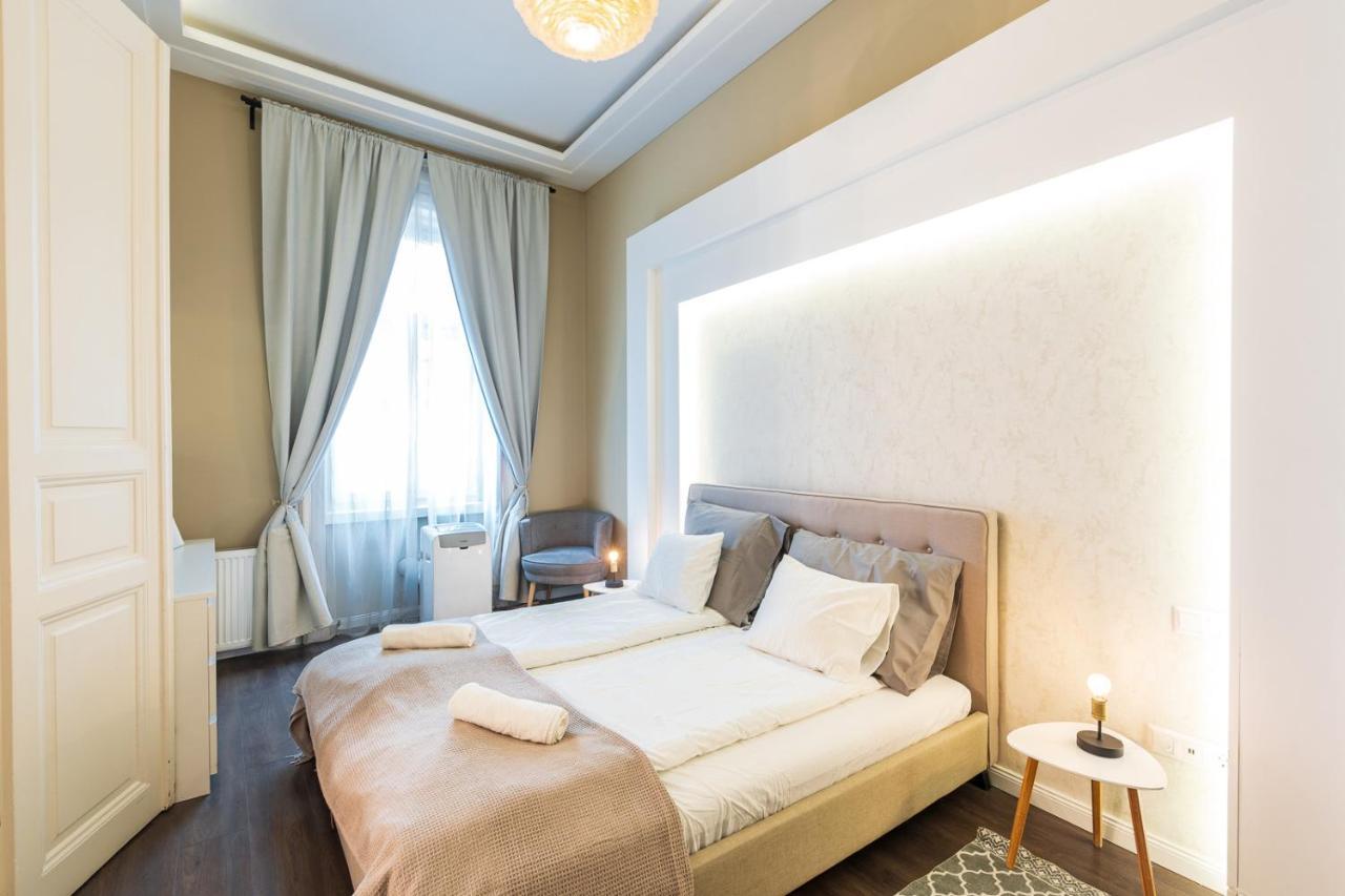 Spacious Luxury Apartment At The Heart Of Budapest Extérieur photo